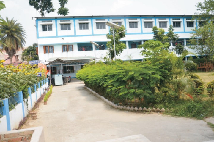 https://cache.careers360.mobi/media/colleges/social-media/media-gallery/21313/2020/5/19/Campus view of  Vivekananda College Madhyamgram_Campus-view.jpg